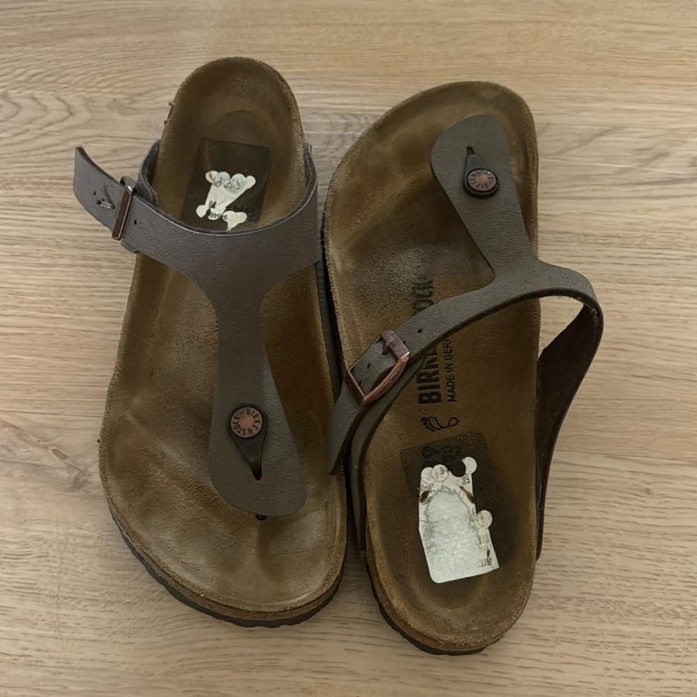 Very new birkenstock sandals
